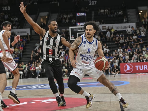 Basketbol Süper Ligi'nde finalin adı belli oluyor: Beşiktaş ile Anadolu Efes serinin kader maçında karşı karşıya