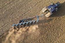 Akdenizli çiftçiler yangınlar, kuraklık ve yükselen maliyetlerle mücadele ediyor