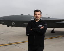 Selçuk Bayraktar kimdir?