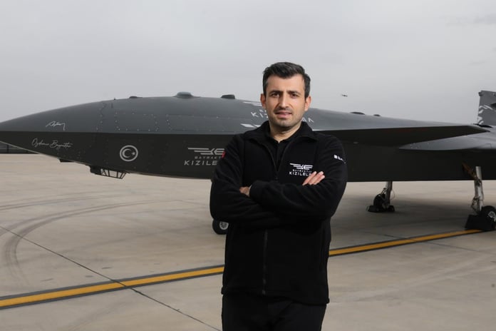 Selçuk Bayraktar kimdir?