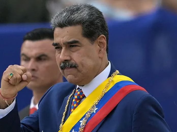 Venezuela Devlet Başkanı Maduro ABD'ye karşı seferberlik ilan etti