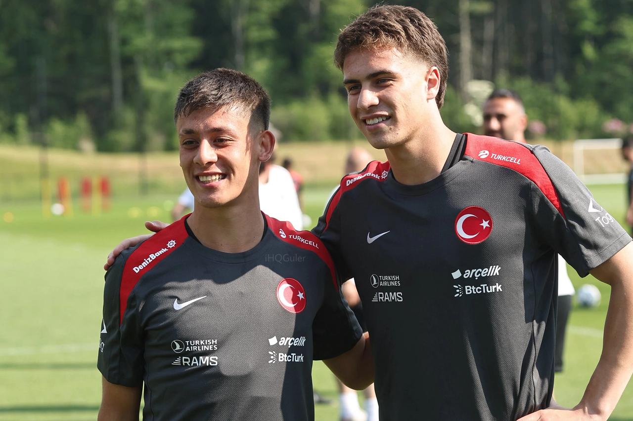 Milli futbolcular Dünya Kupası'nda sahne alıyor