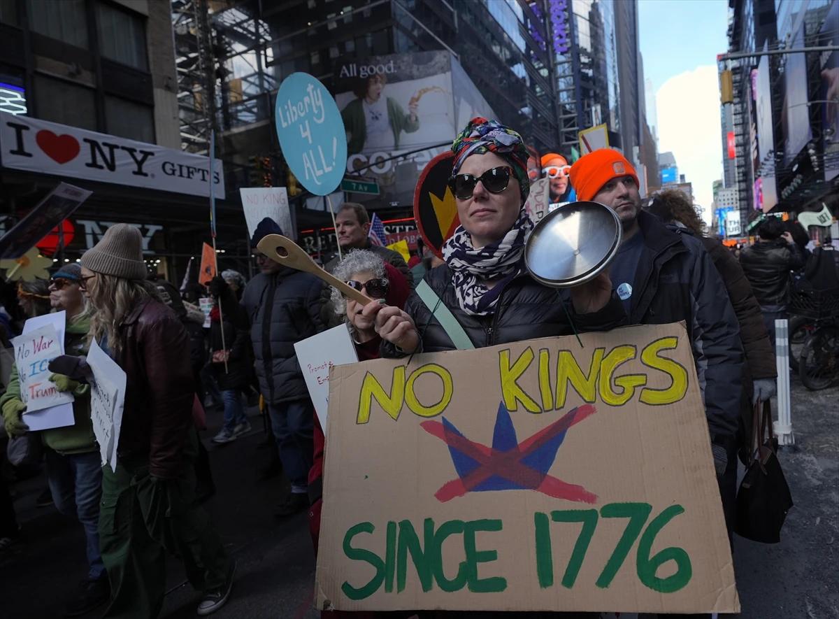 Milyonlarca ABD'li Trump'a "Kral değilsin" demek için sokağa çıktı