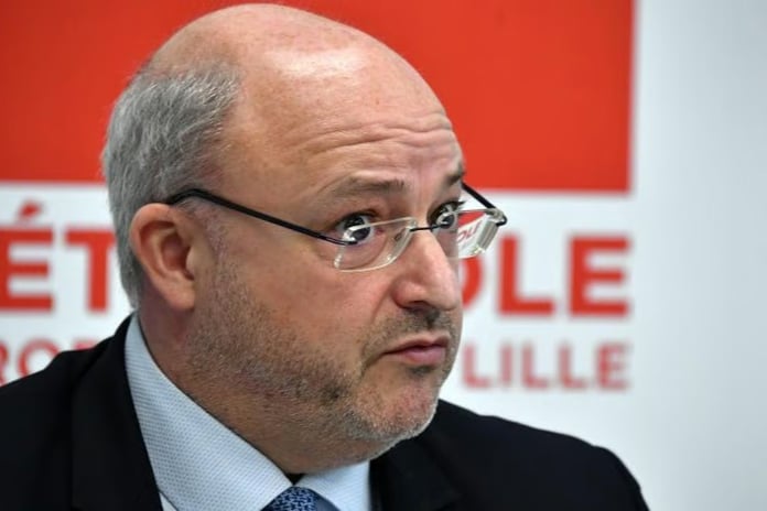 Lille'de yolsuzluktan hüküm giyen Belediye Başkanı görevden uzaklaştırıldı