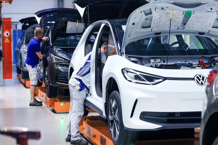 Almanya’da otomotiv istihdamı 10 yılın en düşük seviyesinde