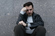 İntiharın önlenmesinde toplumca sorumluyuz