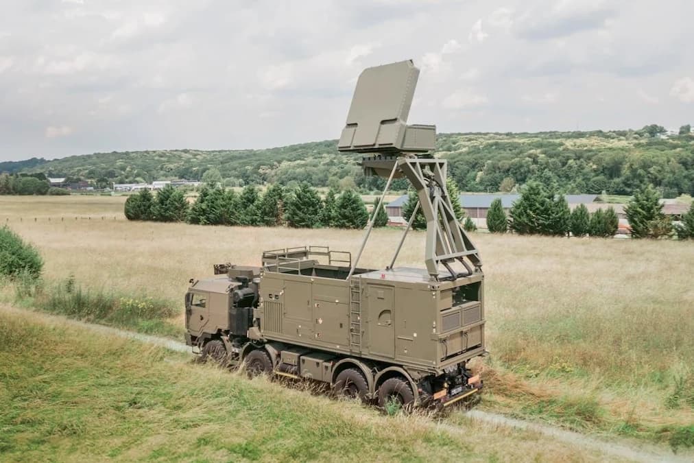 İrlanda, hava sahası gözetleme için 5 Thales radarı alacak