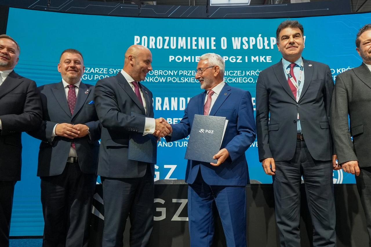 MKE, Polonyalı PGZ ile hava savunması alanında mutabakat zaptı imzaladı