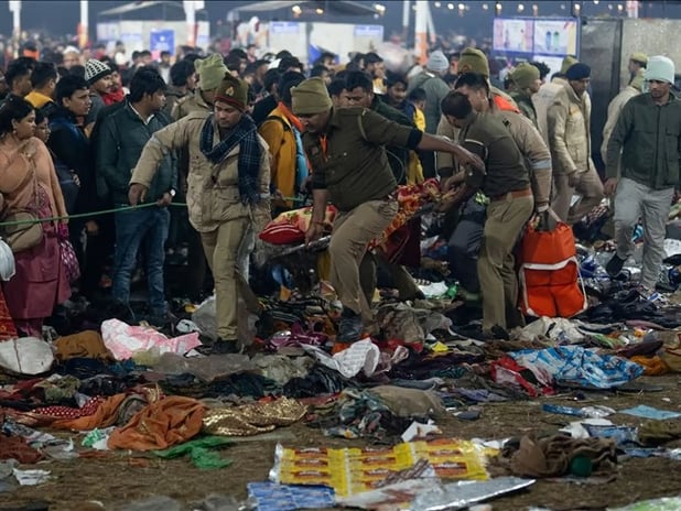 Hindistan'da mitingde çıkan izdihamda 31 kişi hayatını kaybetti