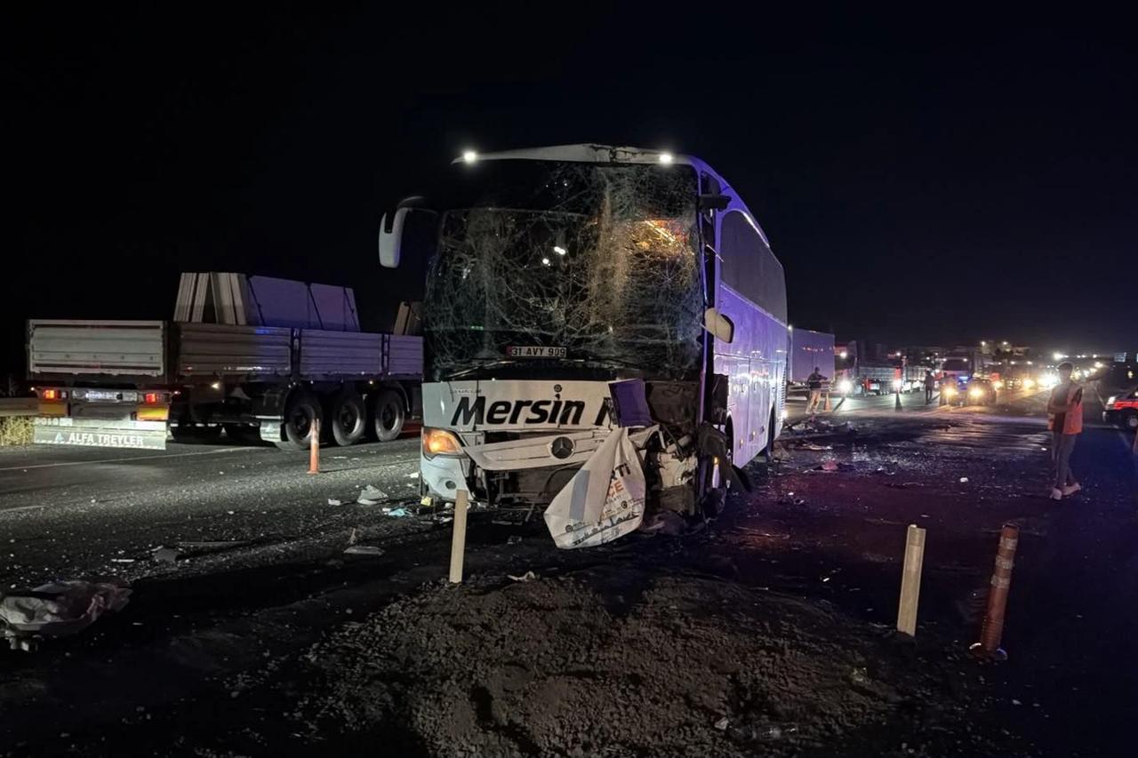 Şanlıurfa'da yolcu otobüsleri çarpıştı