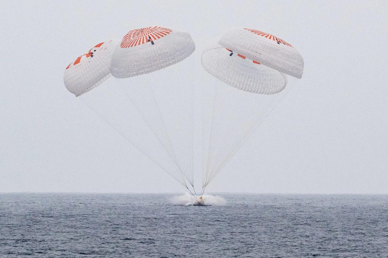 SpaceX’in Crew-10 ekibi 5 aylık uzay görevinden döndü