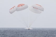 SpaceX’in Crew-10 ekibi 5 aylık uzay görevinden döndü
