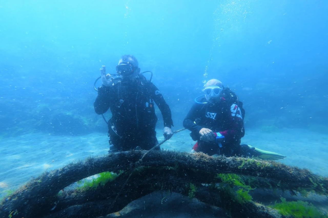 Karadeniz kıyılarındaki ilk su altı kazısında 2 bin 500 yıllık tarihe daldılar
