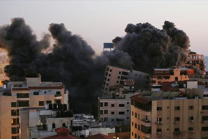 İngiltere'de 300 ünlüden Starmer'e Gazze mektubu