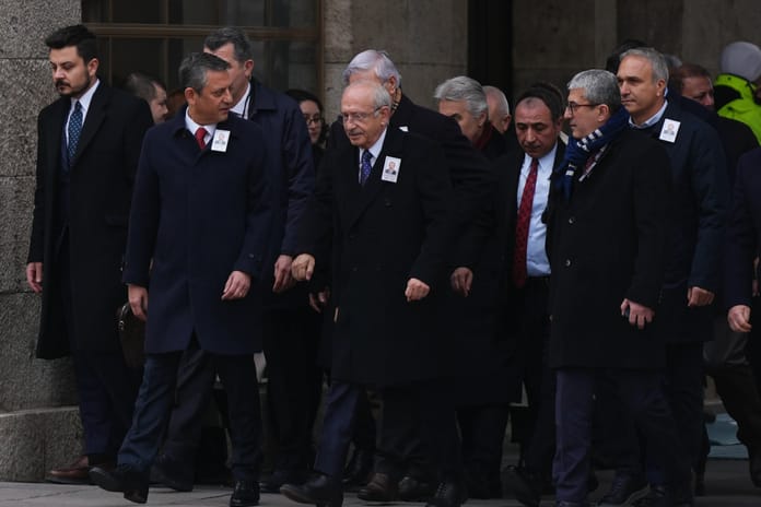 CHP kurultayı davası 8 Eylül'e ertelendi