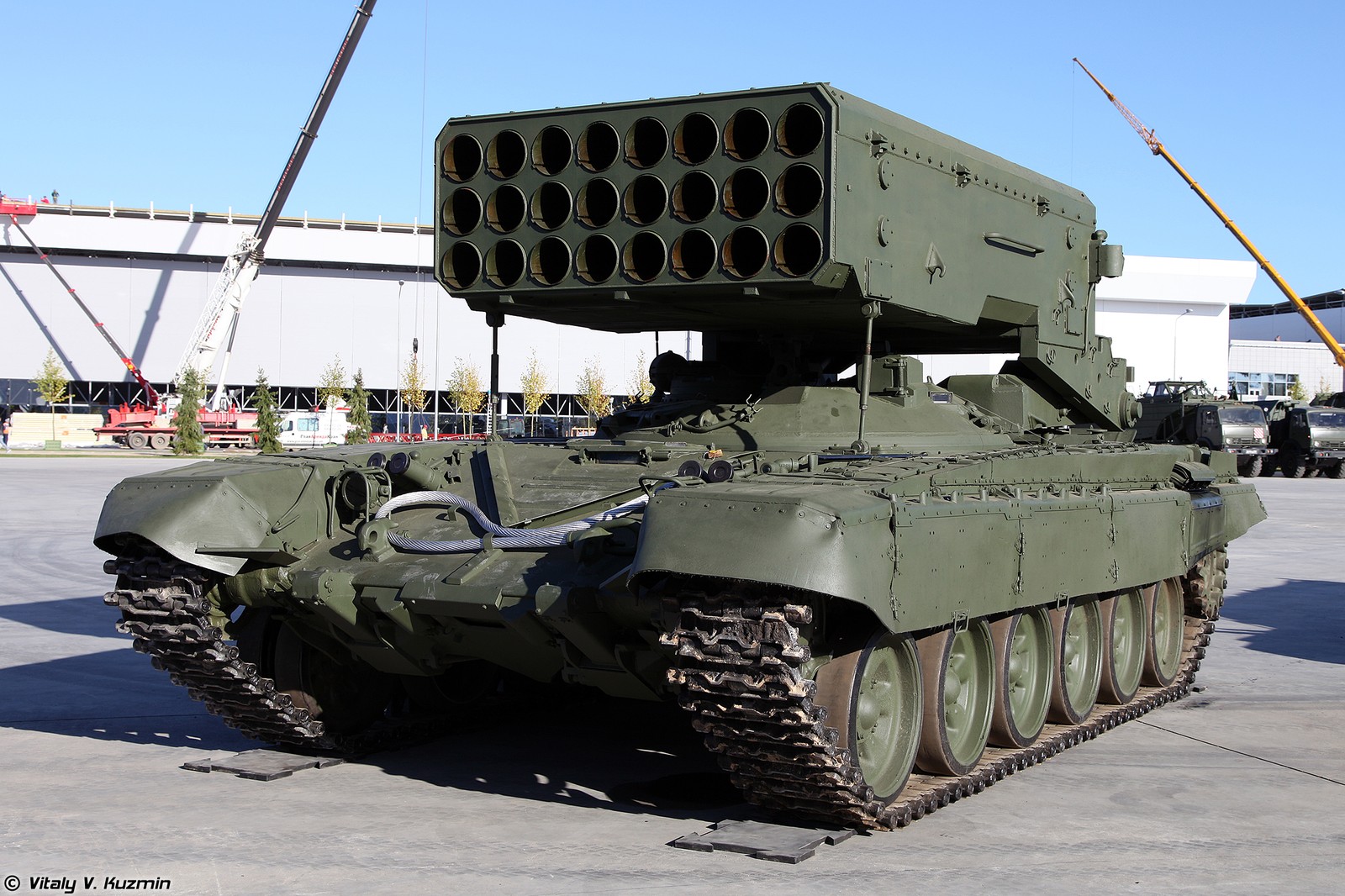 A TOS-1A thermobaric rocket launcher at the Army-2016 forum, Aug. 28, 2016 - Vitaly V. Kuzmin (CC BY-SA 4.0)