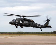 Filipinler beş adet Polonya üretimi S-70i Black Hawk helikopterini teslim aldı