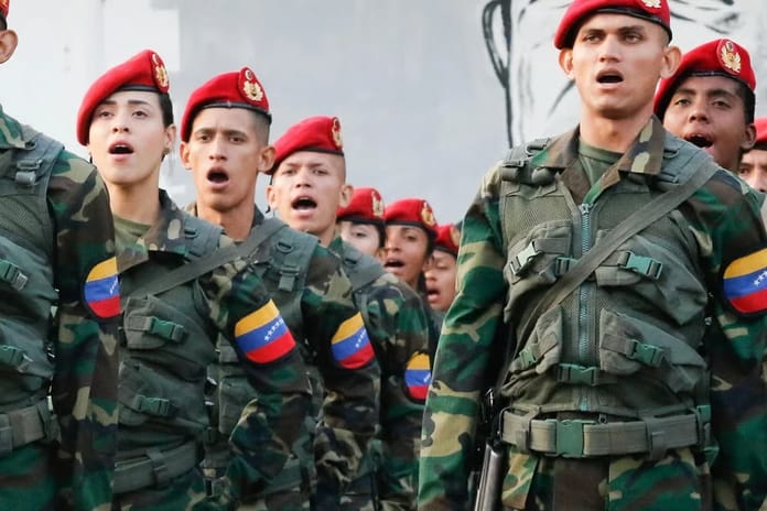 Venezuela ABD'nin saldırısında ölen askerler için 7 günlük yas ilan etti
