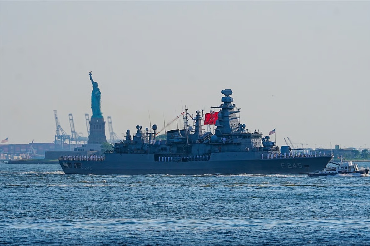 TCG Oruçreis Sails In for US 250th Celebrations