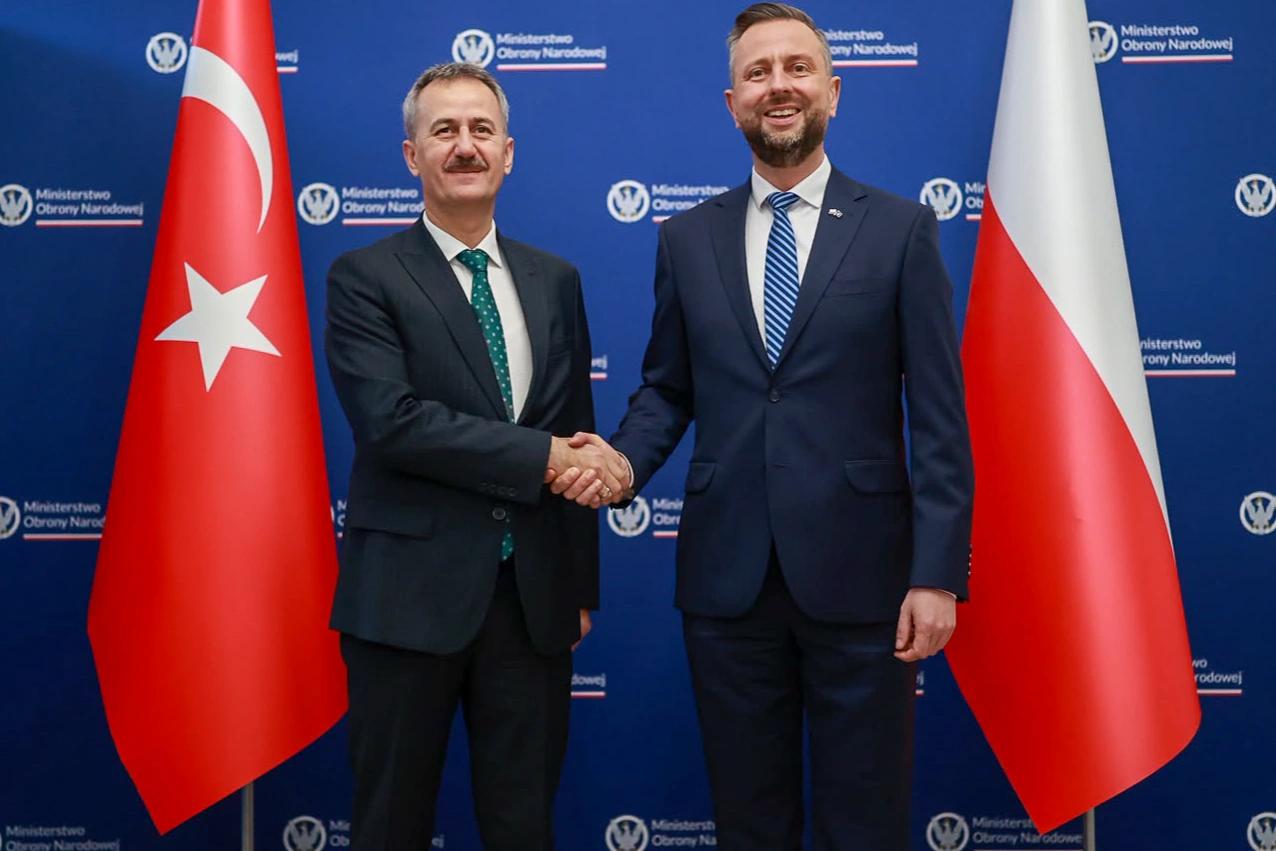 Polonya, Türkiye'nin savunma sanayii dönüşümünü örnek gösterdi