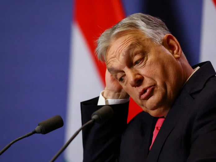 Macaristan'da kritik genel seçim süreci başladı