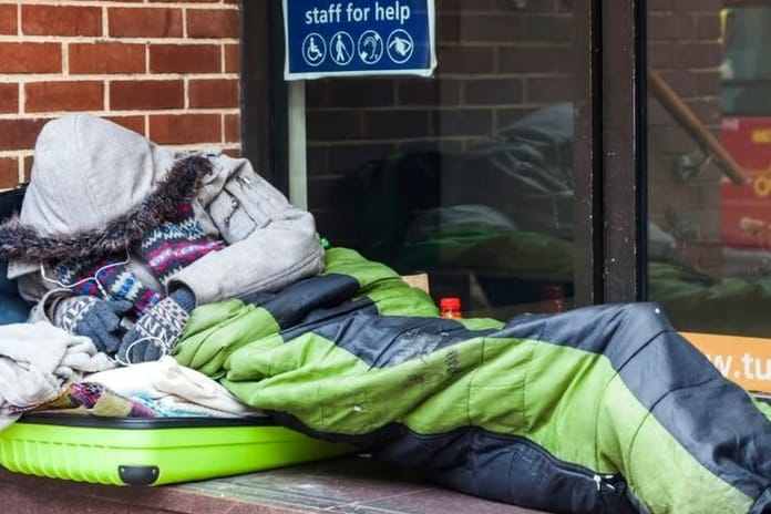 İngiltere'de evsizlik rekor kırıyor: Bir yılda 1611 kişi evsiz öldü