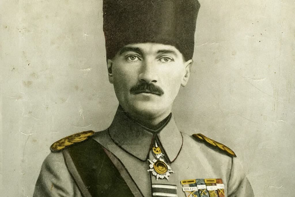 Tarihte bugün: Mustafa Kemal Paşa'ya "Gazi" ünvanı verildi