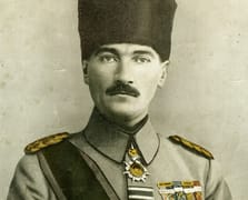 Tarihte bugün: Mustafa Kemal Paşa'ya "Gazi" ünvanı ve "Mareşal" rütbesi verildi