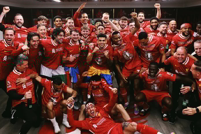 Liverpool, Premier Lig'in bitimine 4 hafta kala şampiyonluğunu ilan etti