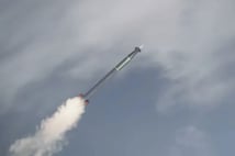 Fransa, THUNDART uzun menzilli roketini ilk kez başarıyla test etti