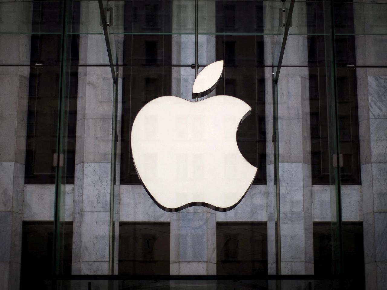Apple'ın yapay zeka şefi görevi bıraktı