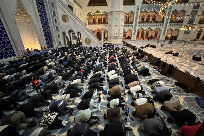 Abdest nasıl alınır? Diyanet ile adım adım abdest alınışı