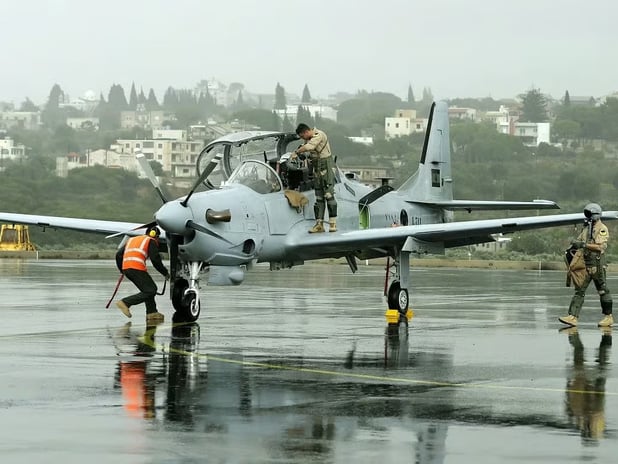 Filipinler Hava Kuvvetleri ek A-29 Super Tucano siparişi verdi