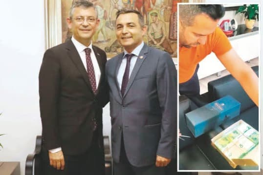 Baklava kutusundaki rüşvet istifa getirdi
