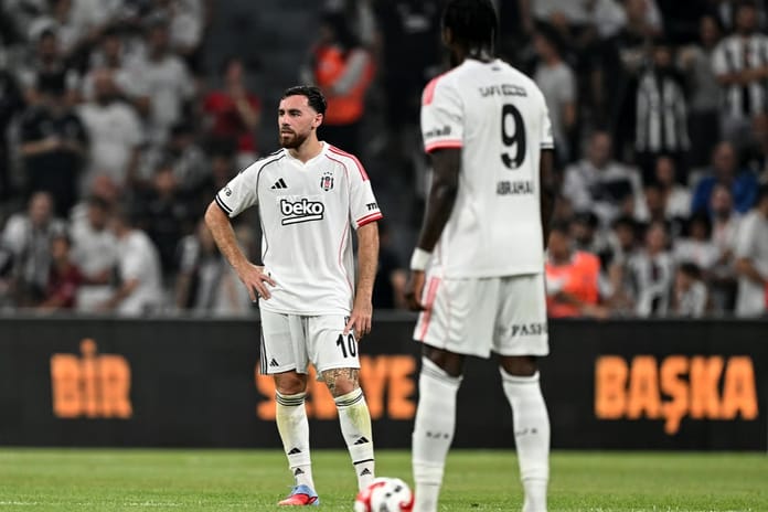 Beşiktaş, UEFA Avrupa Ligi ilk maçında Shakhtar Donetsk'e kendi sahasında mağlup oldu