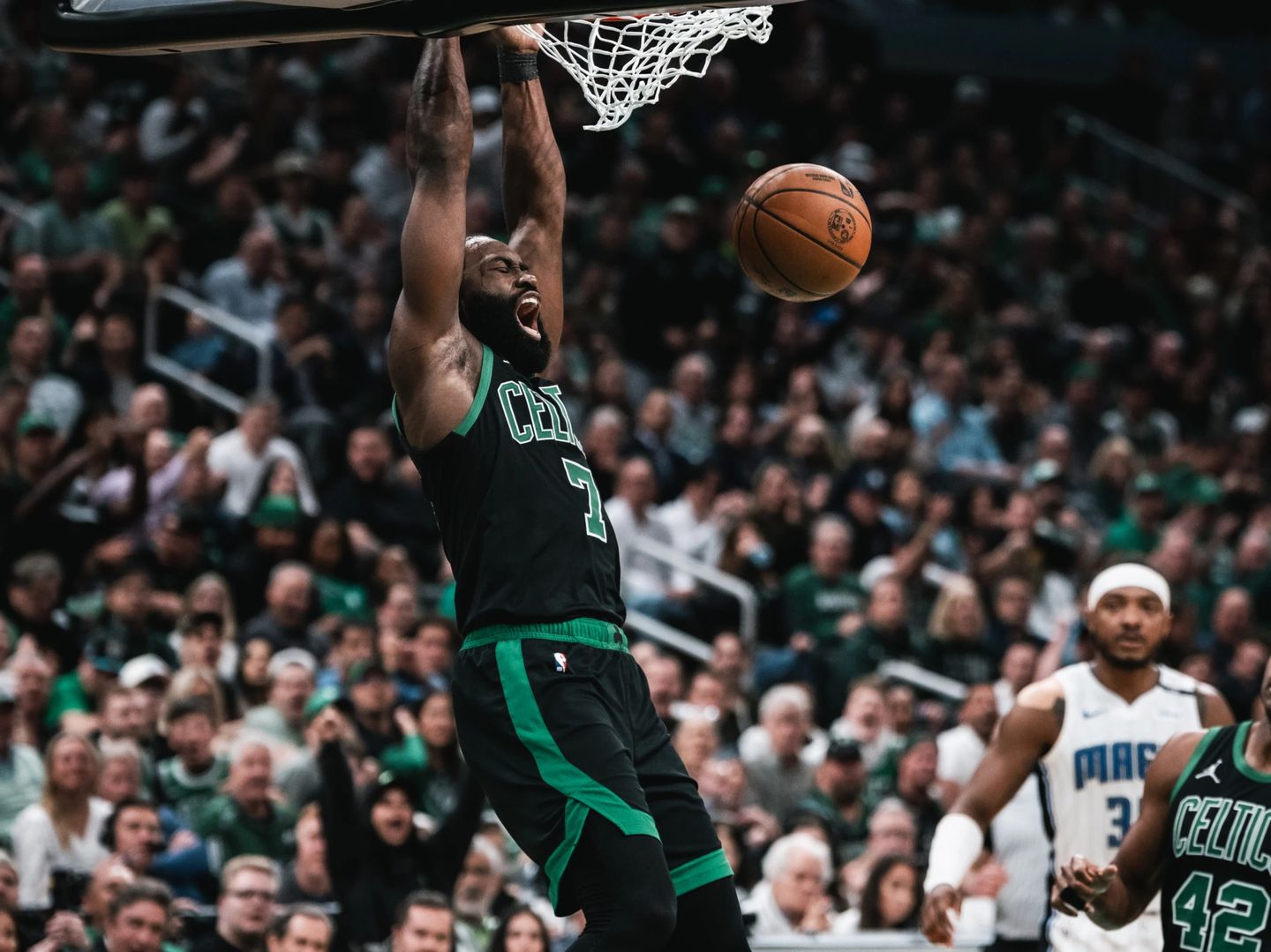NBA play-off'larında Celtics ve Pacers, Doğu Konferansı yarı finaline çıktı