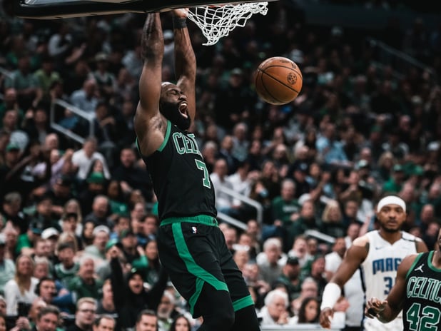 NBA play-off'larında Celtics ve Pacers, Doğu Konferansı yarı finaline çıktı