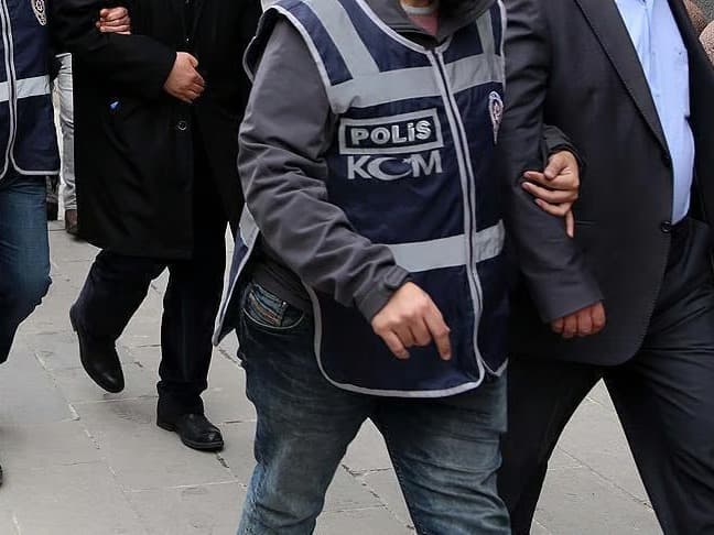 Rüşvet alan memur yakalandı