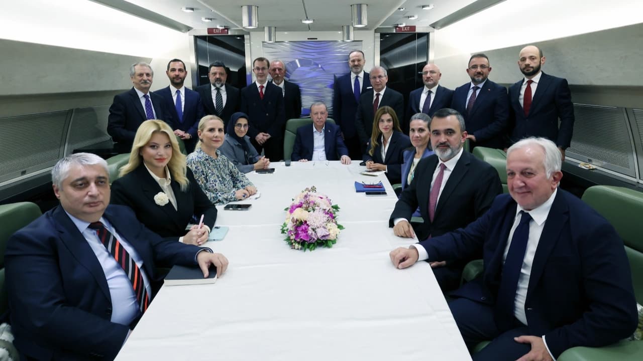 Cumhurbaşkanı Erdoğan'dan YPG/PYD'nin fesih kararıyla ilgili ilk açıklama 
