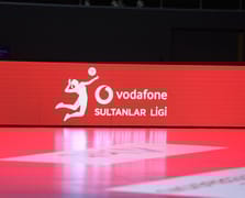 Sultanlar Ligi'nde 9. hafta sona erdi: Fenerbahçe'den liderlik takibi, olaylı maç Göztepe'nin