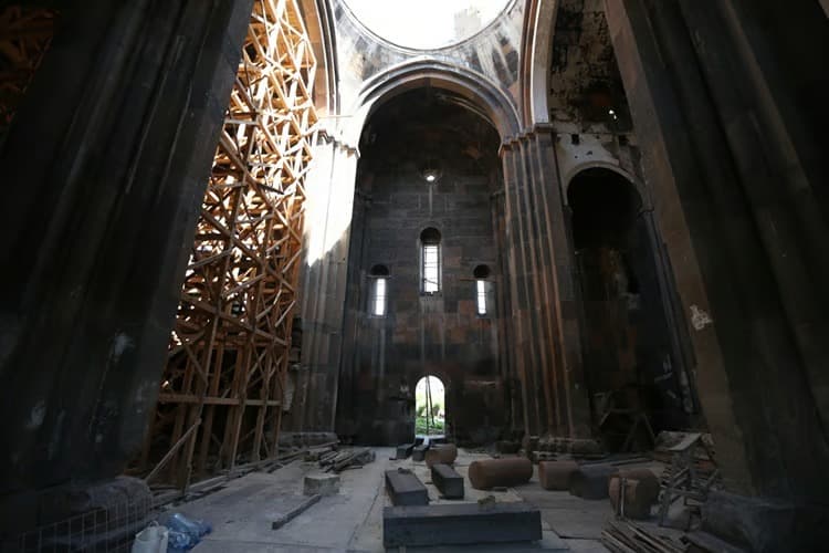 Anadolu'nun ilk fetih camisi Fethiye Camisi'nde restorasyon sürüyor
