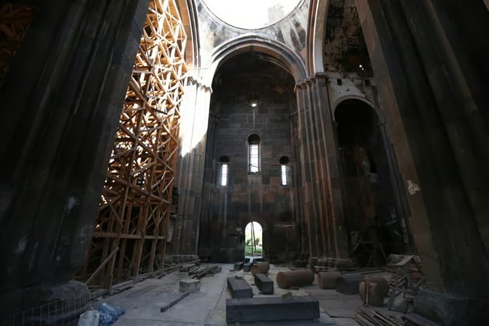 Anadolu'nun ilk fetih camisi Fethiye Camisi'nde restorasyon sürüyor