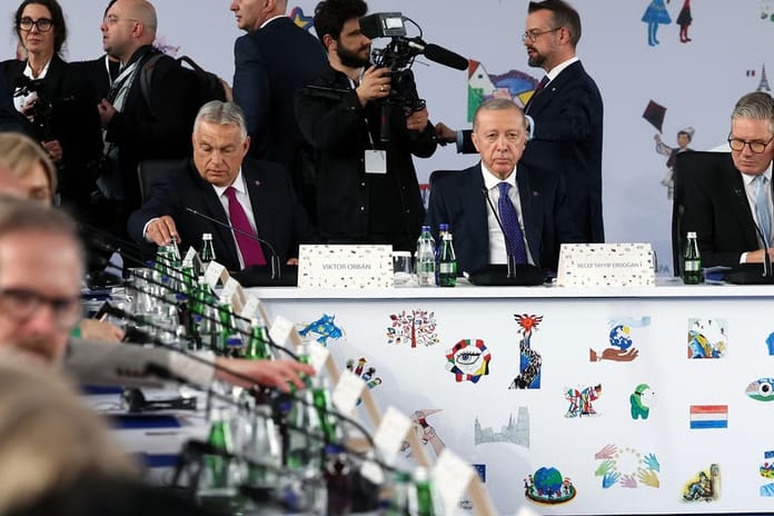 Cumhurbaşkanı Erdoğan AST Zirvesi'nde konuştu