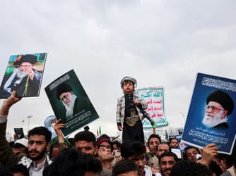 Houthis Signal Readiness to Join Iran War