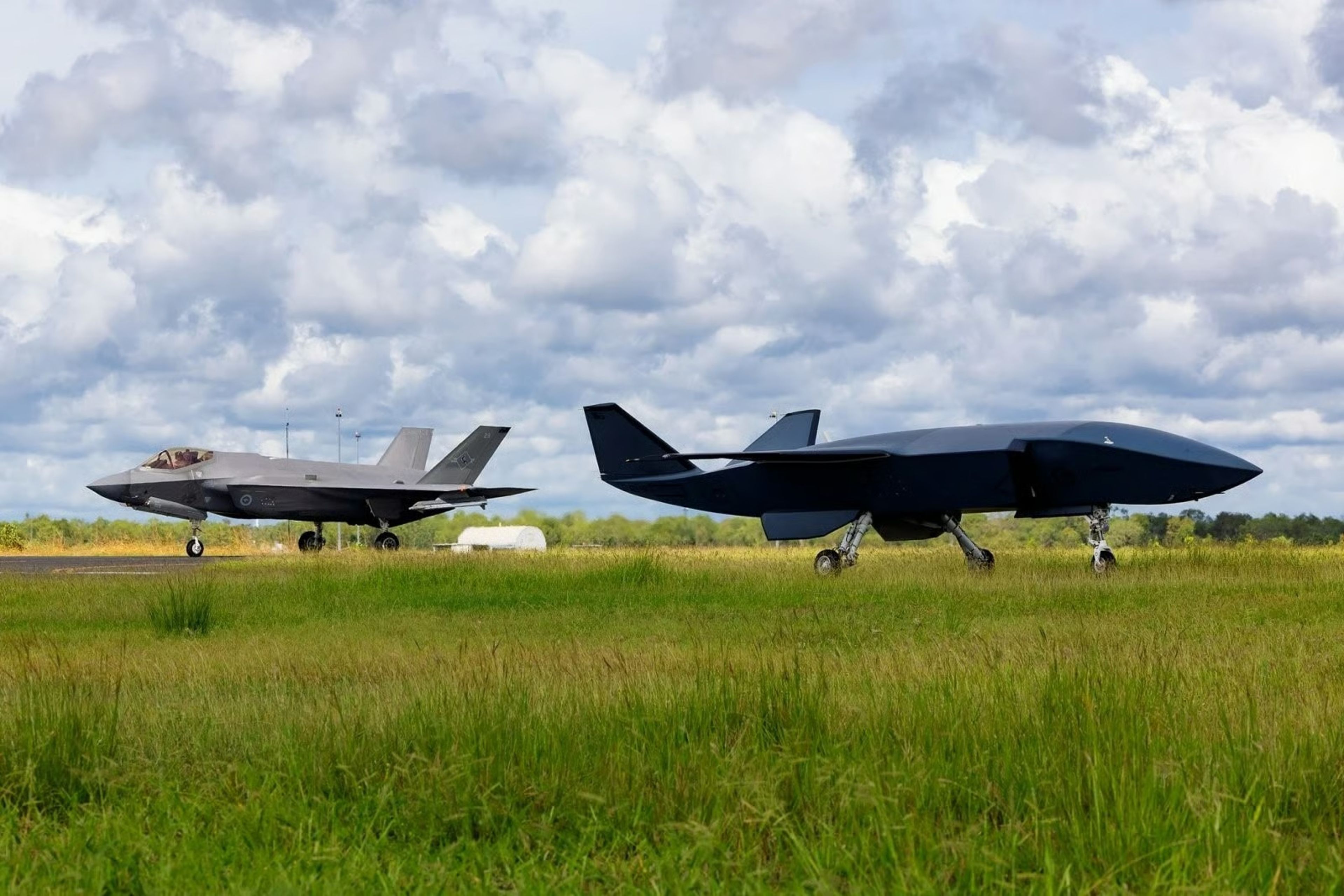 ABD Hava Kuvvetleri, MQ-28 Ghost Bat’i savaş uçaklarıyla birlikte test edecek