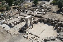 Gladyatörler şehri Stratonikeia'nın ihtişamlı kütüphanesi gün yüzüne çıkıyor