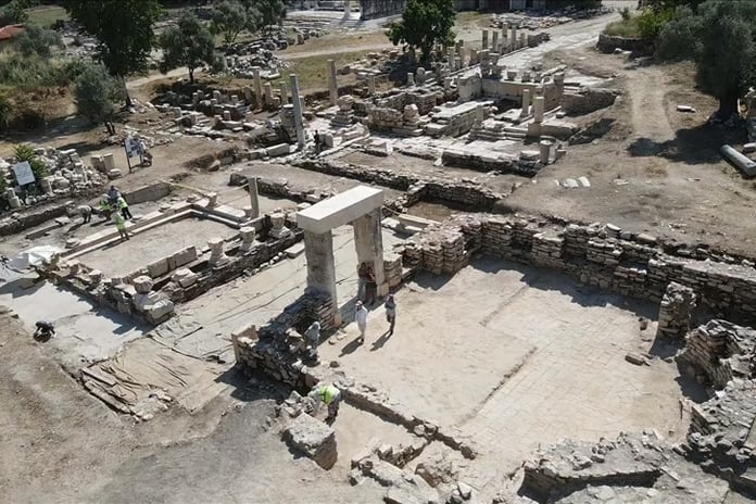 Gladyatörler şehri Stratonikeia'nın ihtişamlı kütüphanesi gün yüzüne çıkıyor