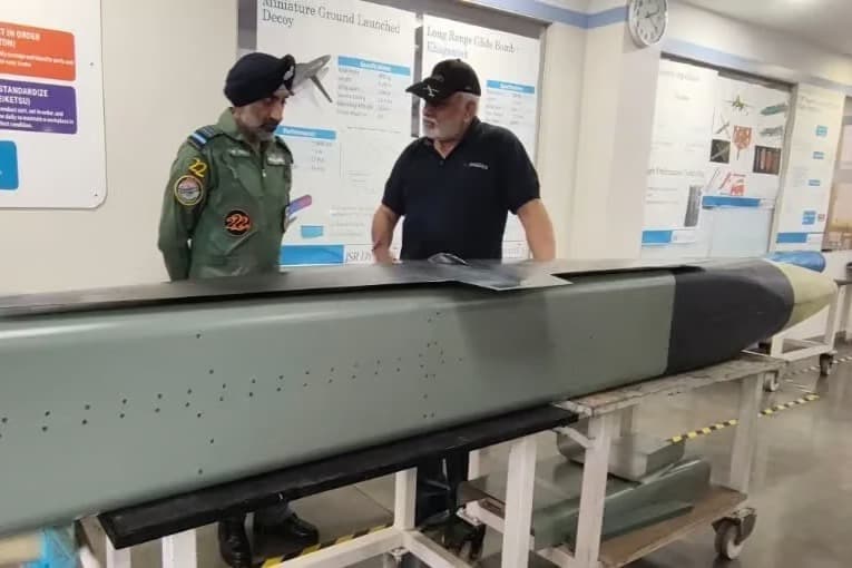 Hindistan yeni nesil stealth seyir füzesi geliştiriyor