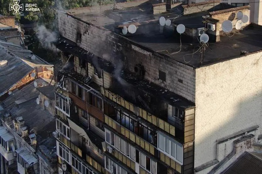 12 Killed, 52 Injured in Russian Strikes