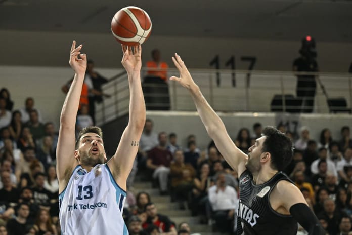 EuroCup'ta Türk Derbisi: Türk Telekom, Beşiktaş'ı ağırlıyor